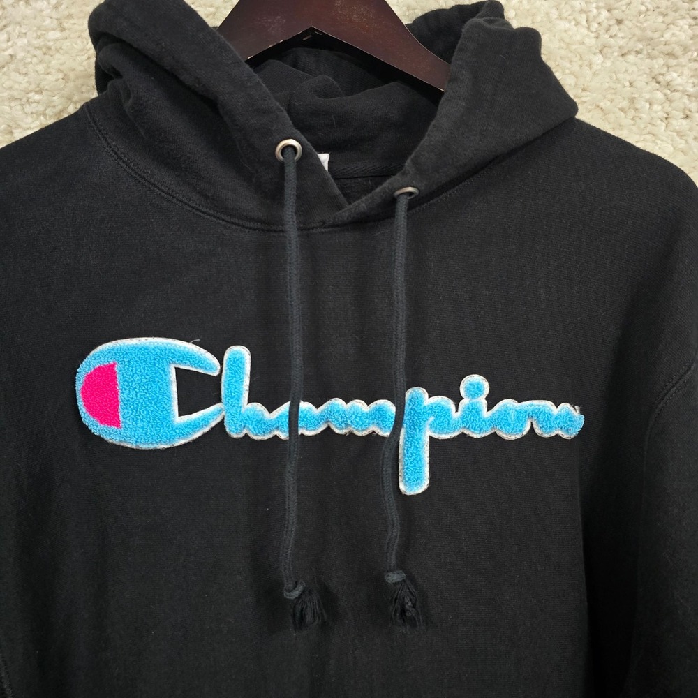 Champion Hoodie Mens L Black Reverse Weave Chenille Script Patch 19 Pullover - Picture 4 of 12